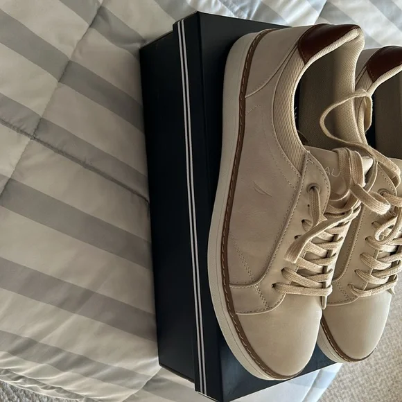 Nautica Men’s low Oxford shoes - Picture 3 of 7